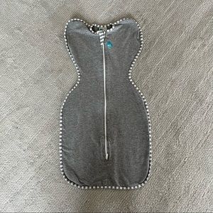 Like New - Love to Dream Swaddle Up - Size Medium